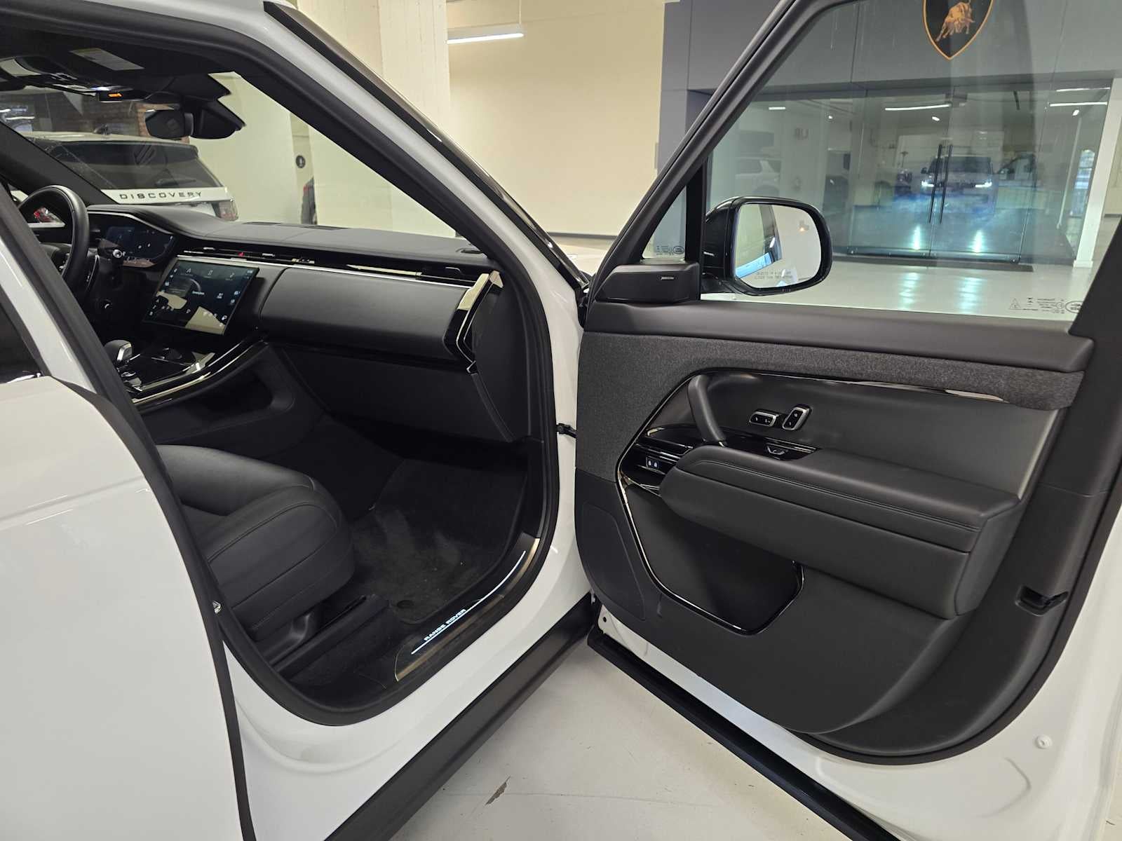 2025 Land Rover Range Rover Sport S