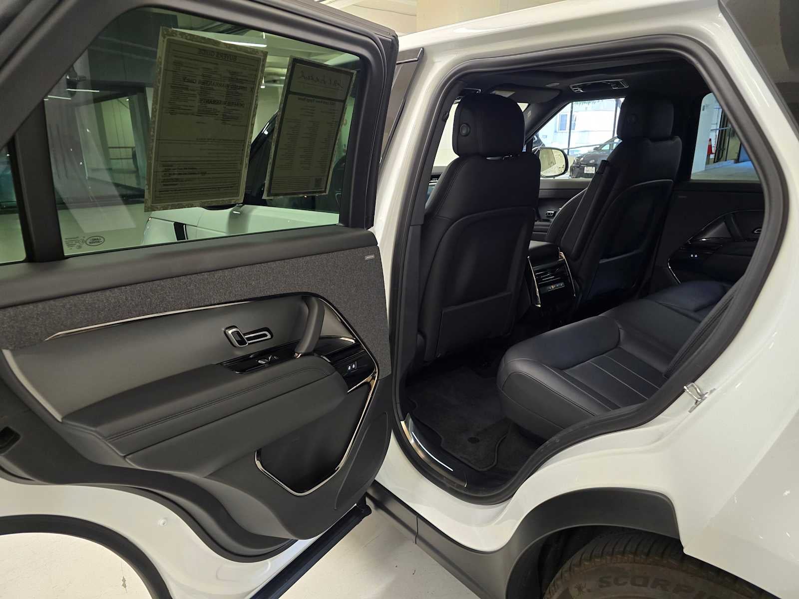 2025 Land Rover Range Rover Sport S