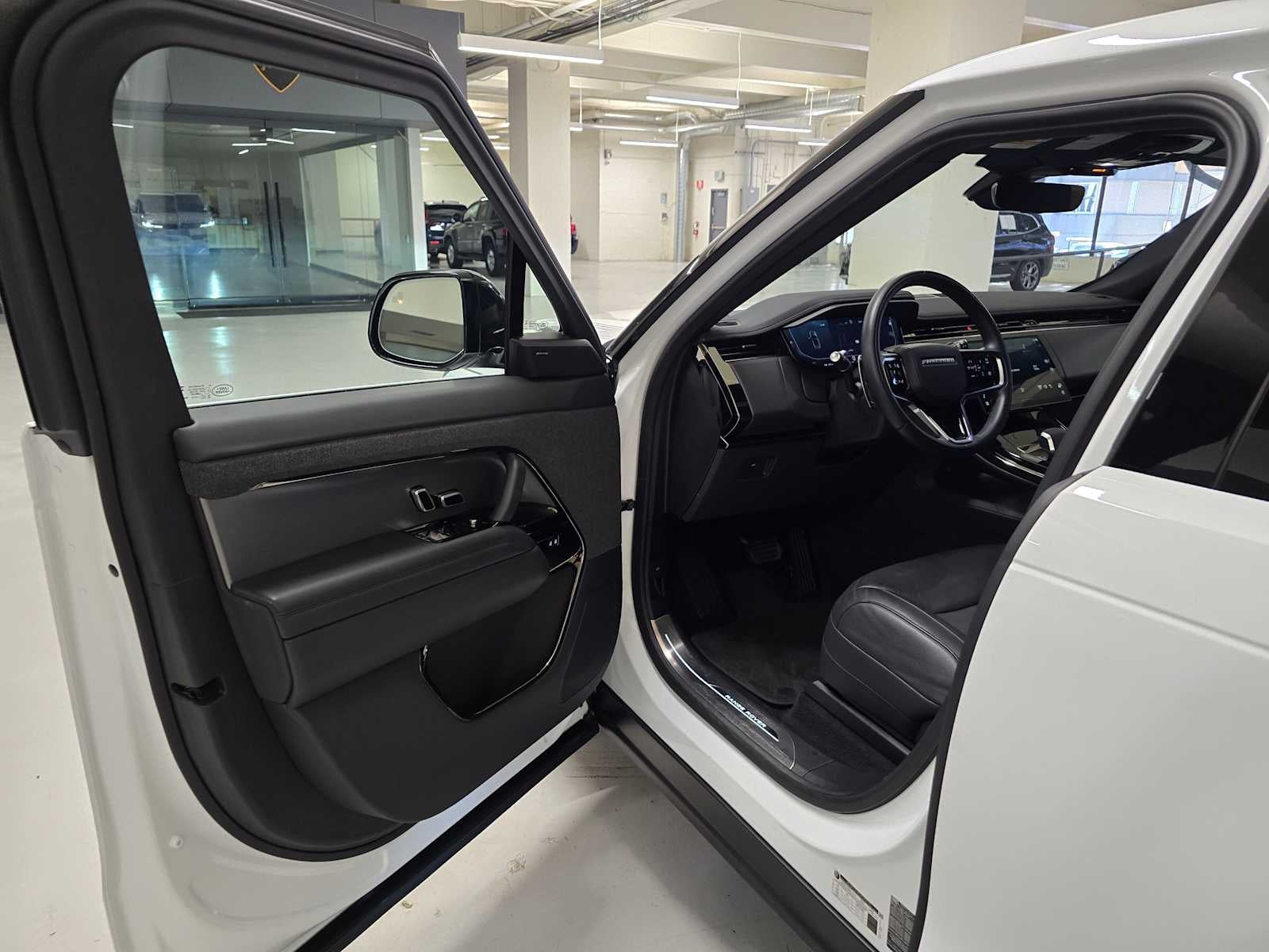 2025 Land Rover Range Rover Sport S