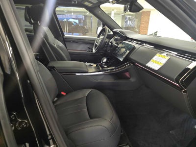 2026 Land Rover Range Rover Sport SE