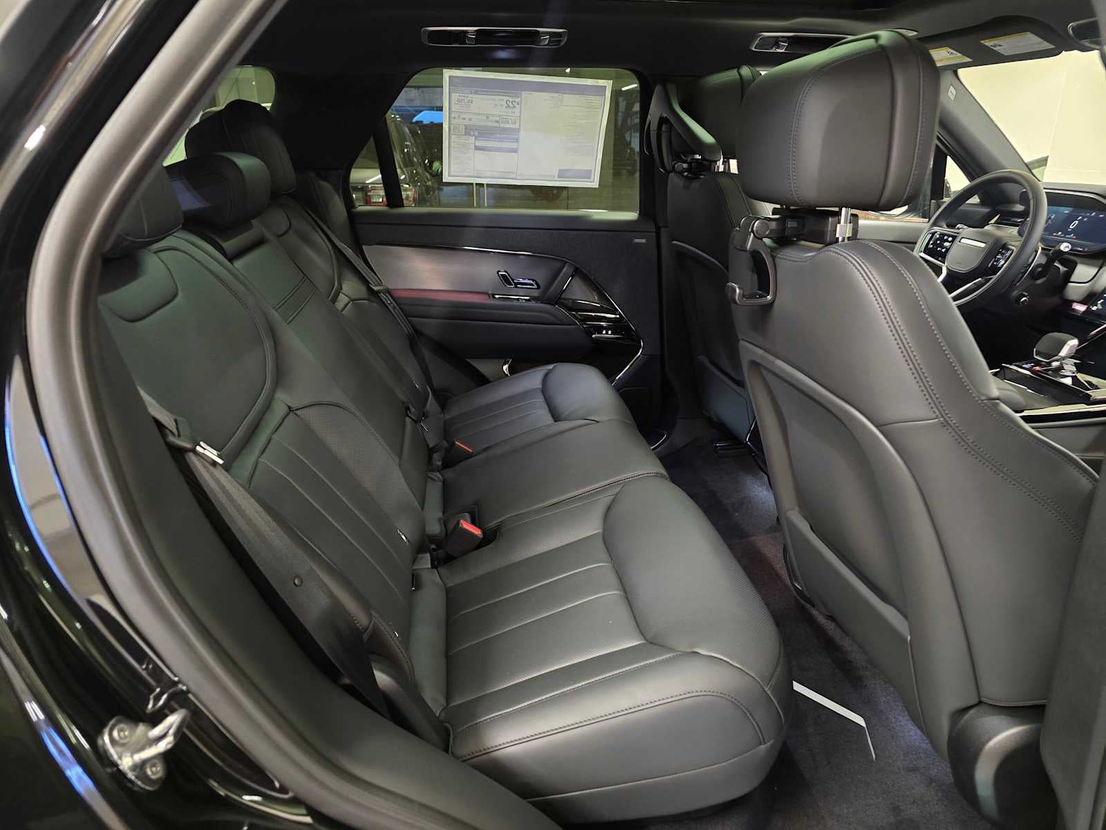 2026 Land Rover Range Rover Sport SE