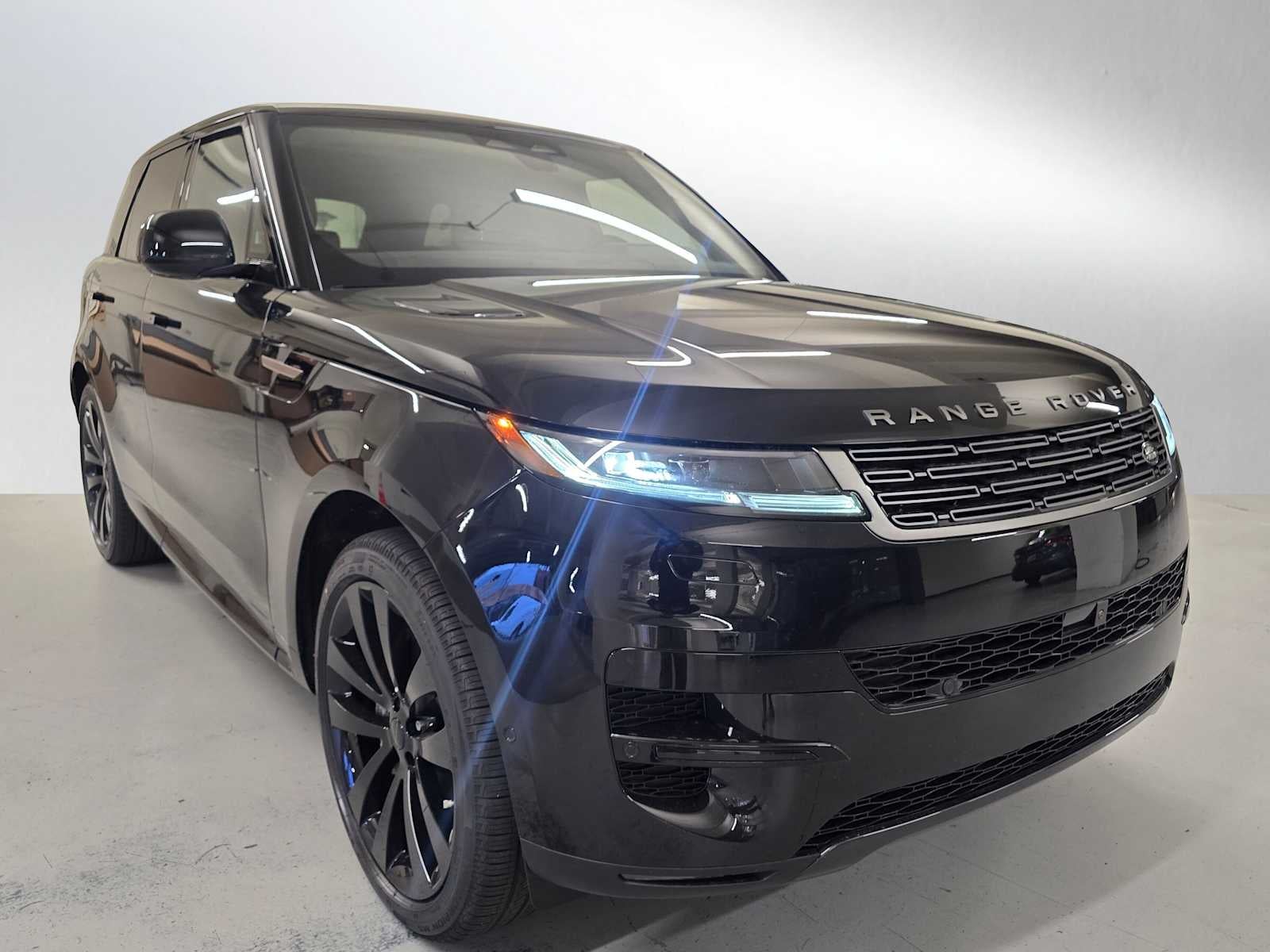 2026 Land Rover Range Rover Sport SE