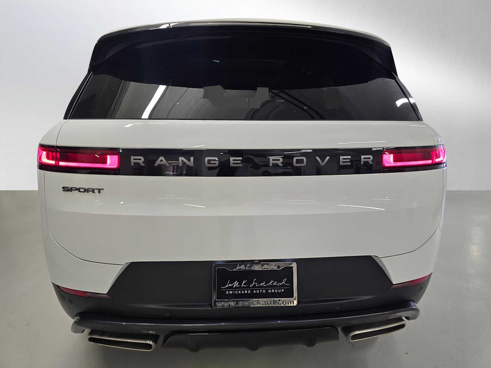 2025 Land Rover Range Rover Sport SE