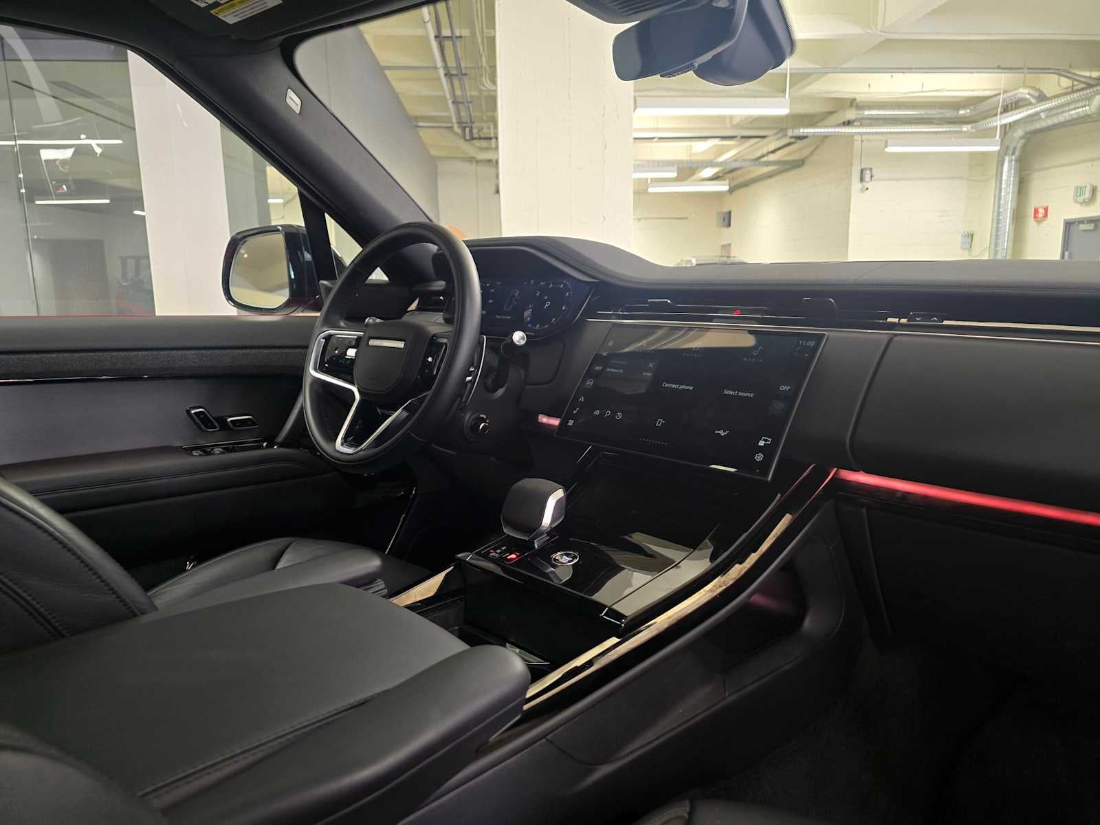 2025 Land Rover Range Rover Sport SE