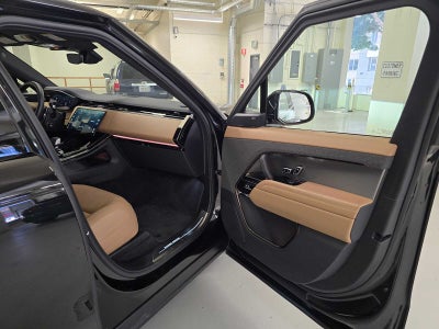 2025 Land Rover Range Rover Sport SE
