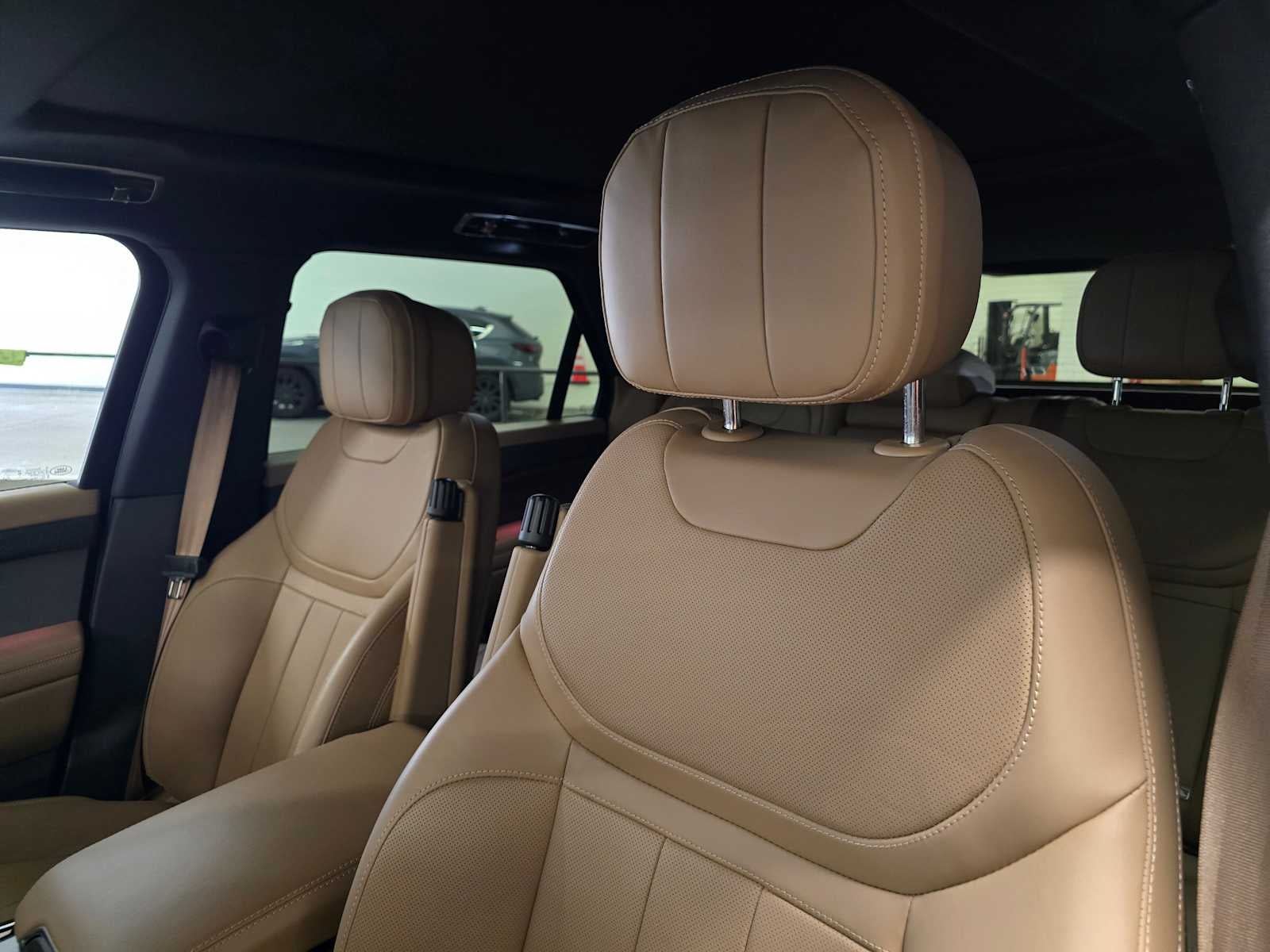 2025 Land Rover Range Rover Sport SE