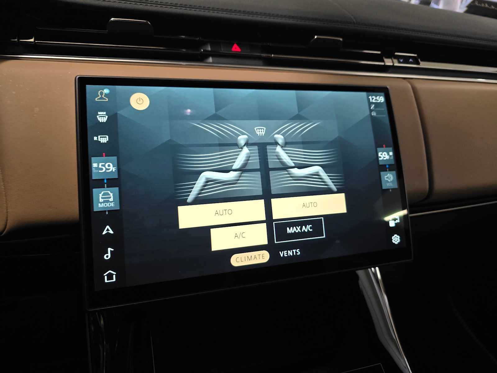 2025 Land Rover Range Rover Sport SE