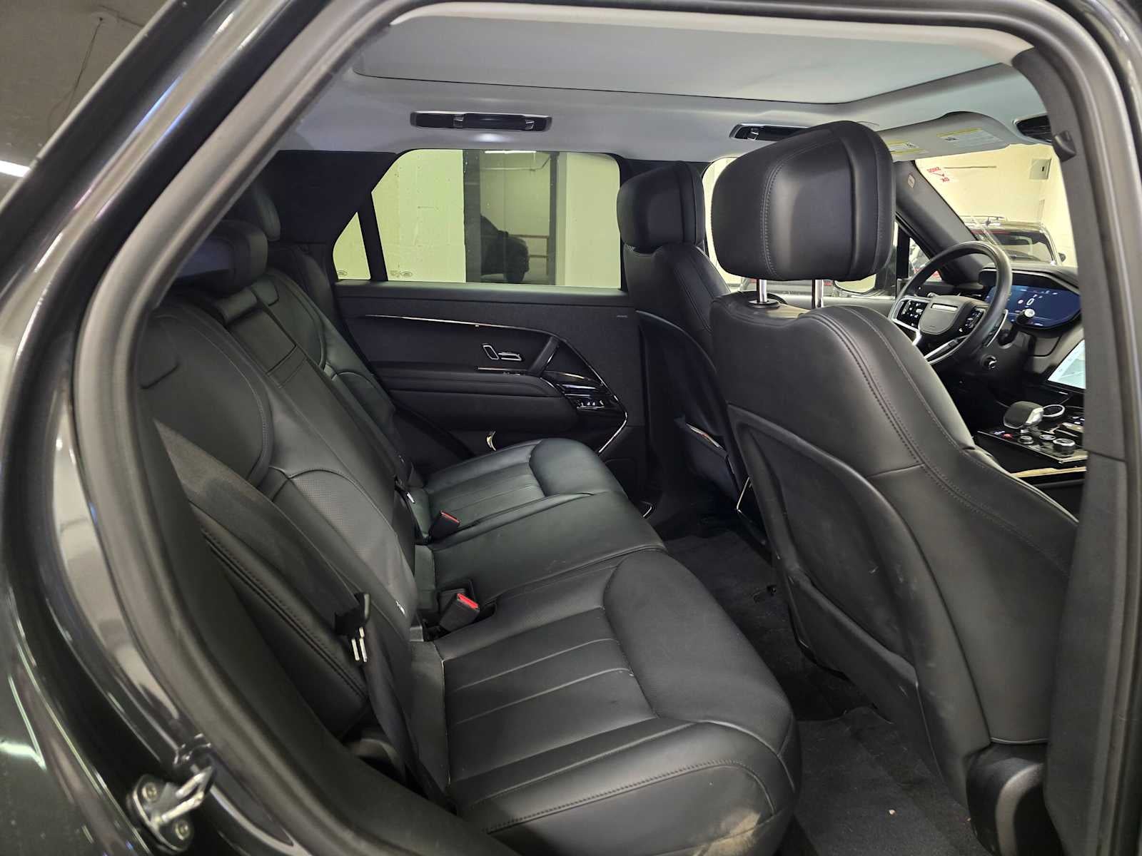 2023 Land Rover Range Rover Sport SE