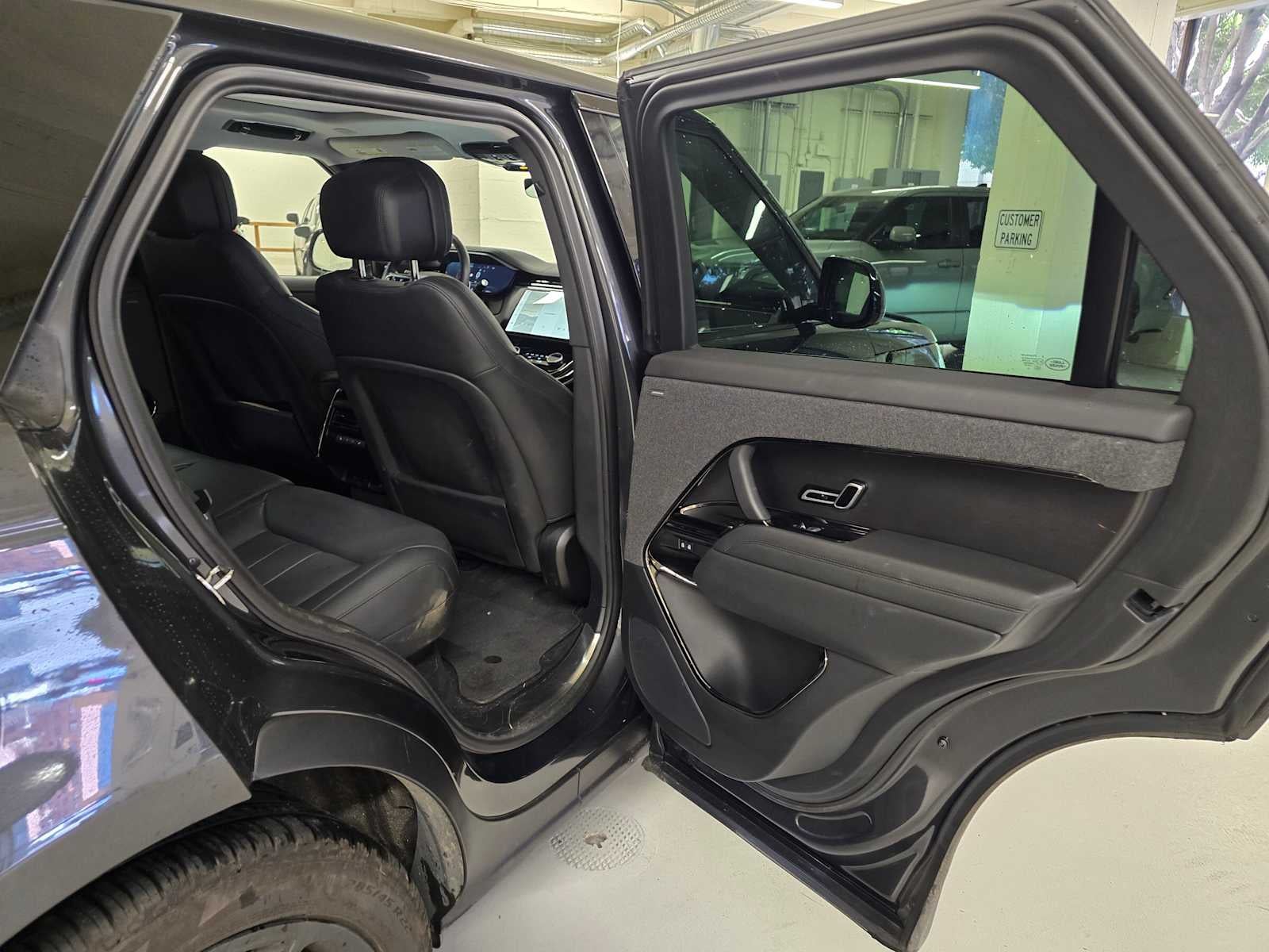 2023 Land Rover Range Rover Sport SE