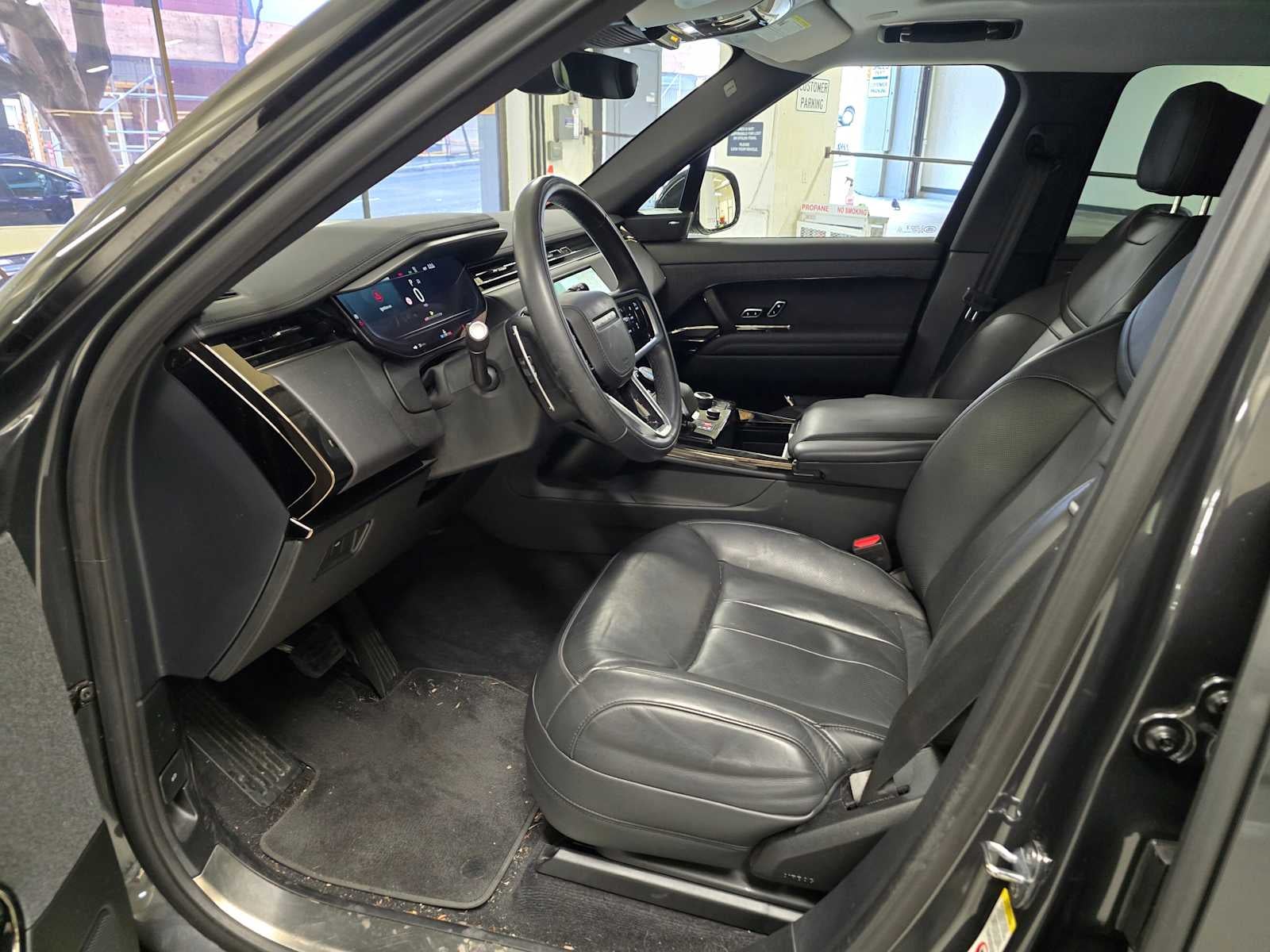 2023 Land Rover Range Rover Sport SE