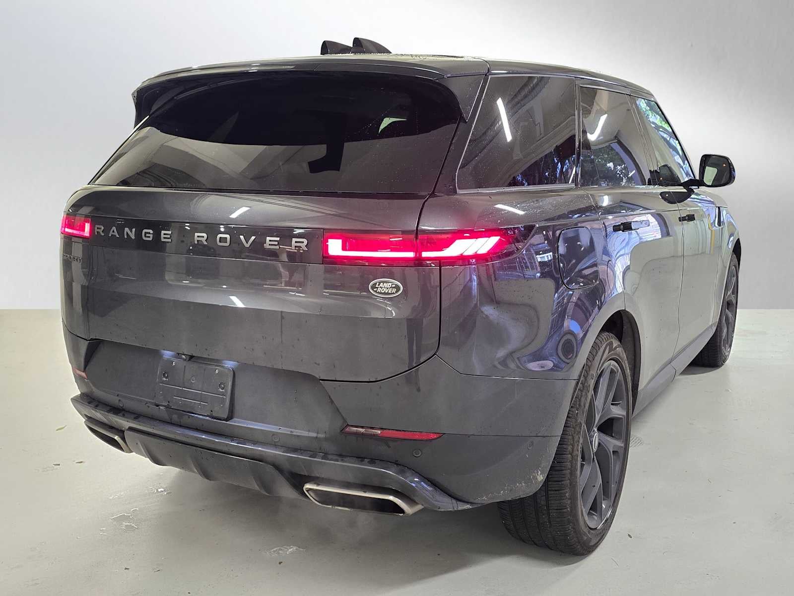 2023 Land Rover Range Rover Sport SE
