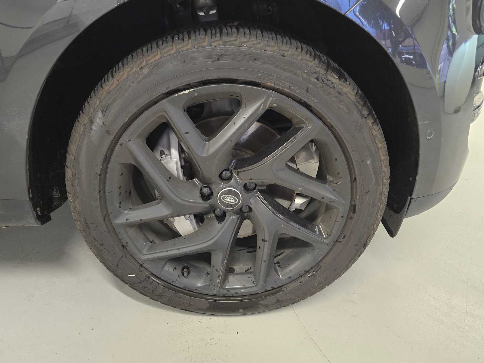 2023 Land Rover Range Rover Sport SE