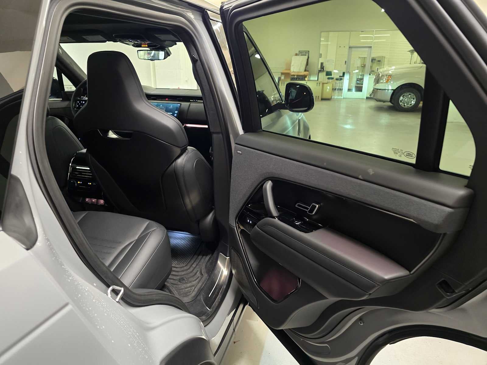 2025 Land Rover Range Rover Sport SV Edition Two