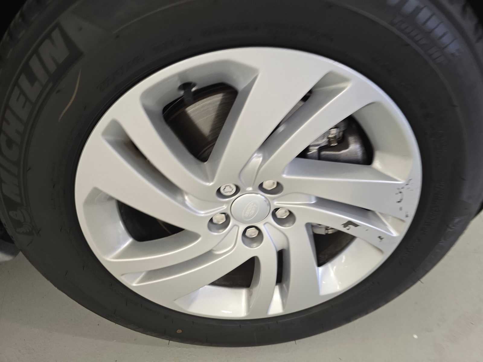 2025 Land Rover Discovery Sport S