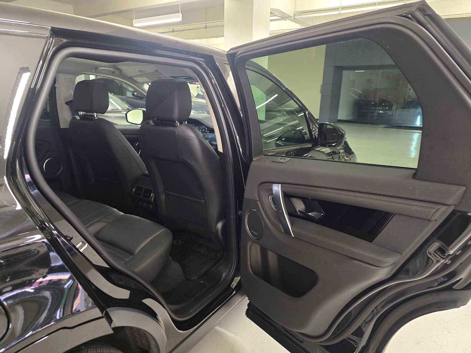 2025 Land Rover Discovery Sport S