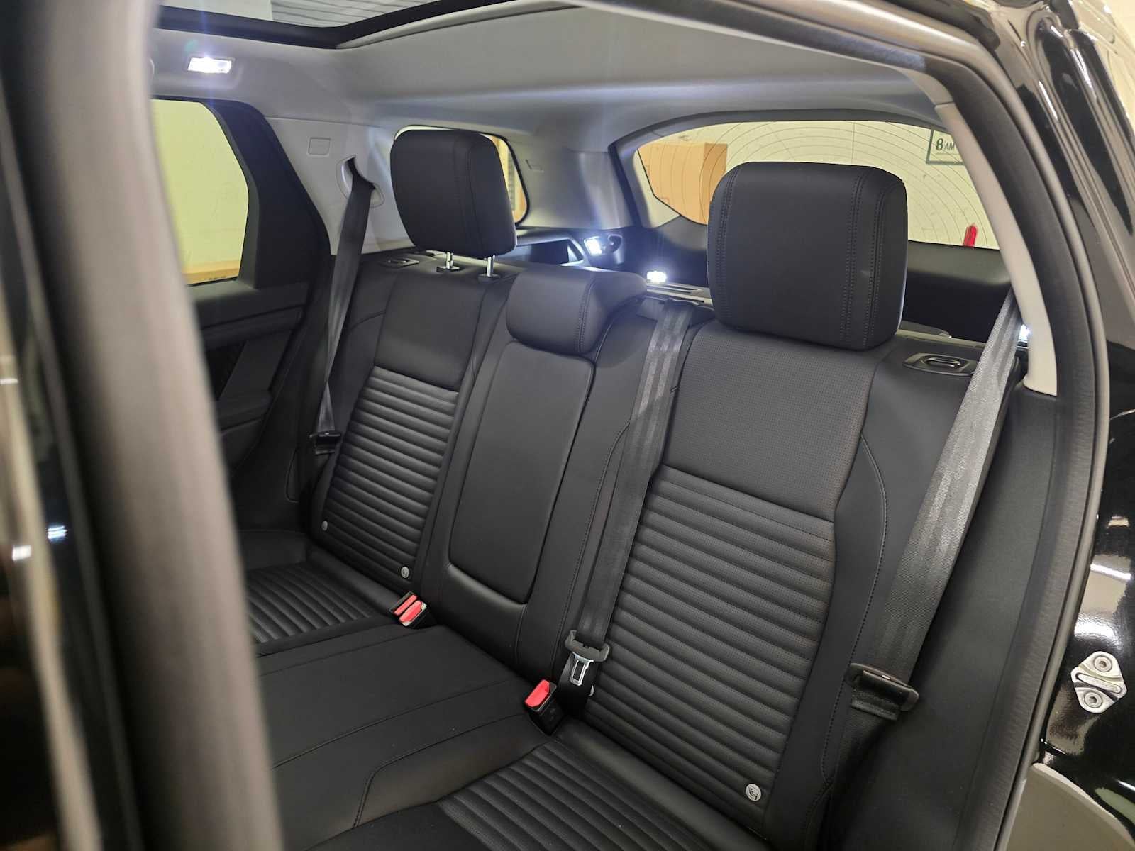 2025 Land Rover Discovery Sport S