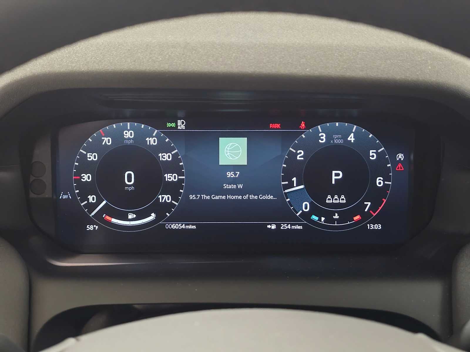 2025 Land Rover Discovery Sport S