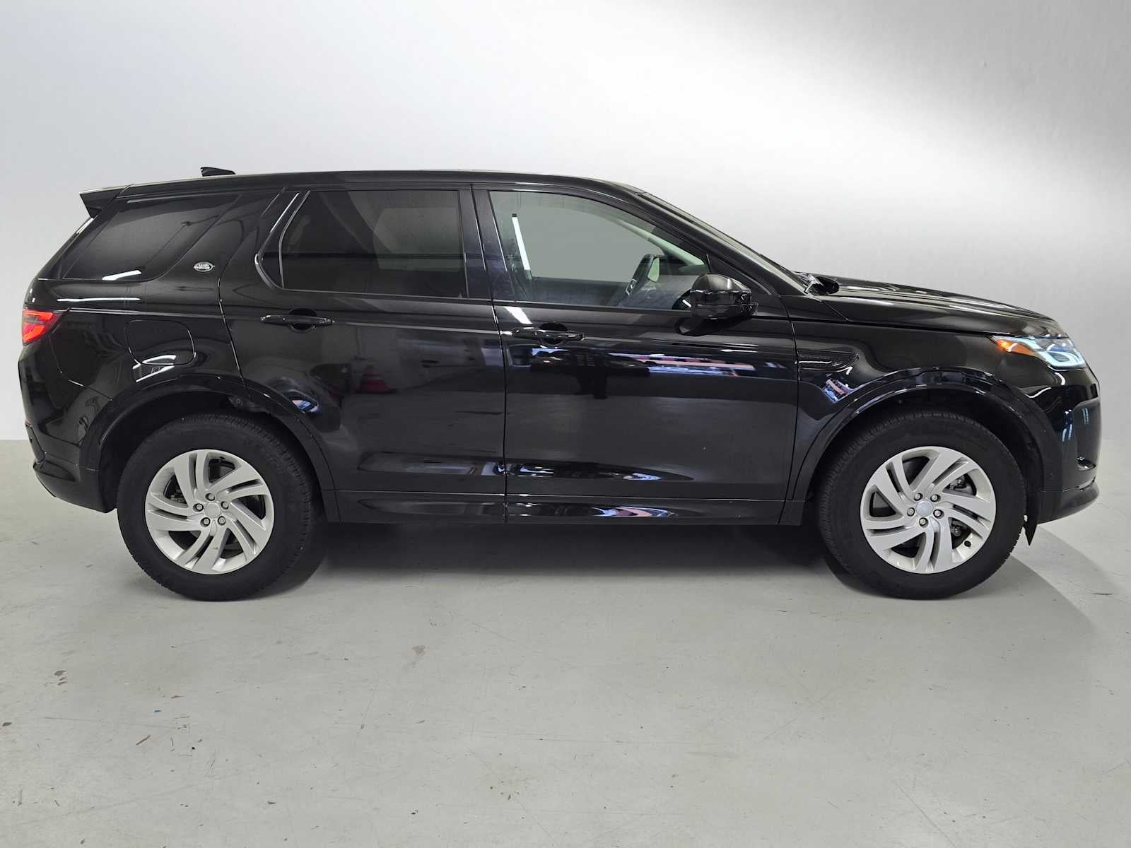 2025 Land Rover Discovery Sport S