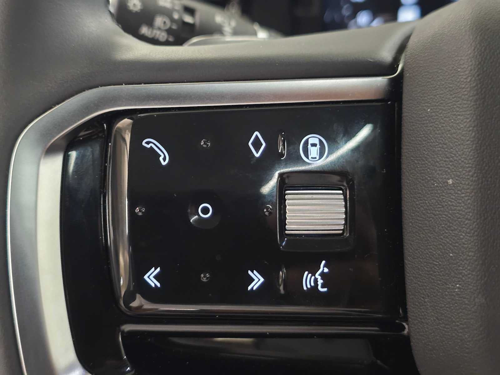 2025 Land Rover Discovery Sport S