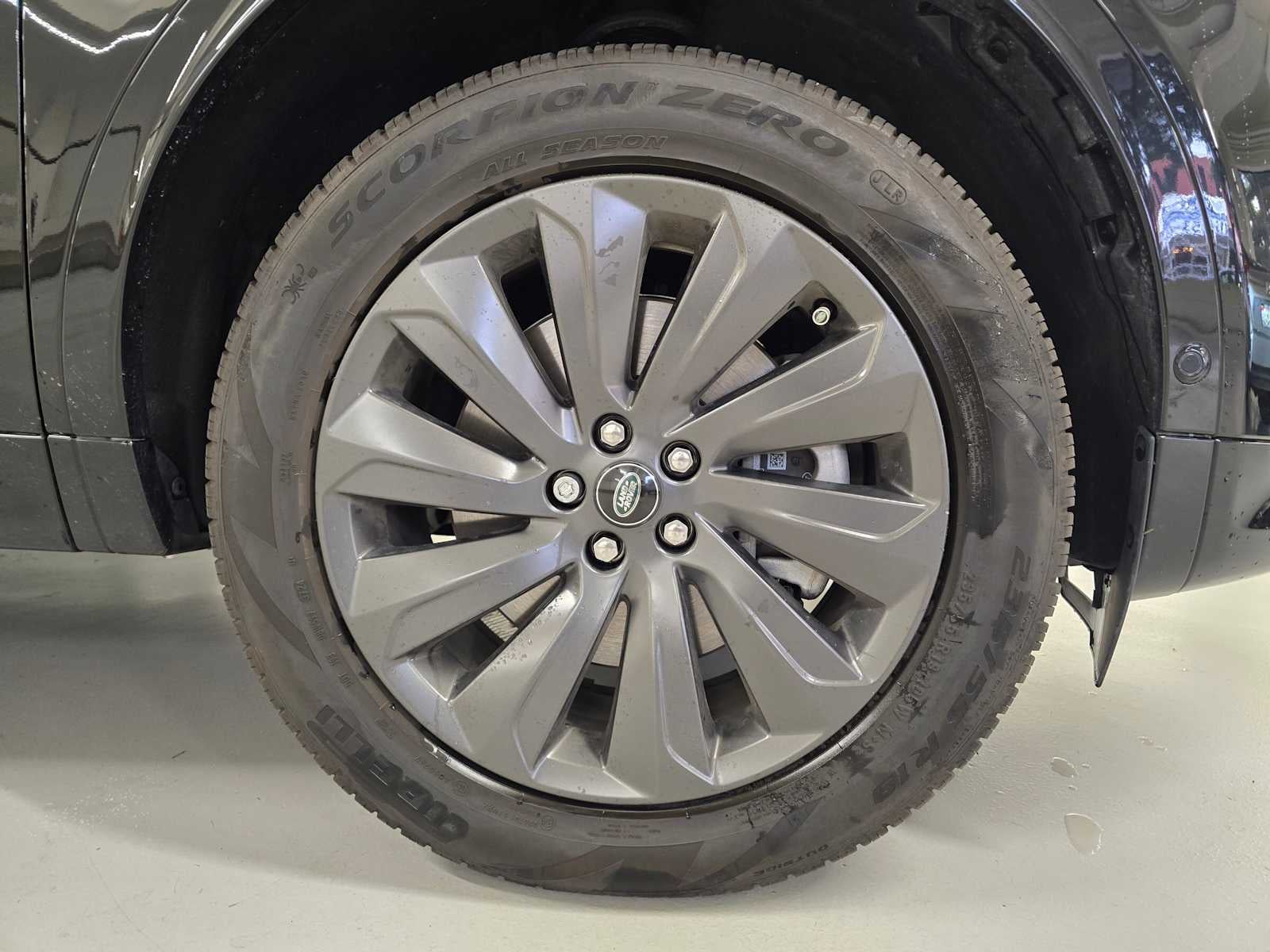 2025 Land Rover Discovery Sport S