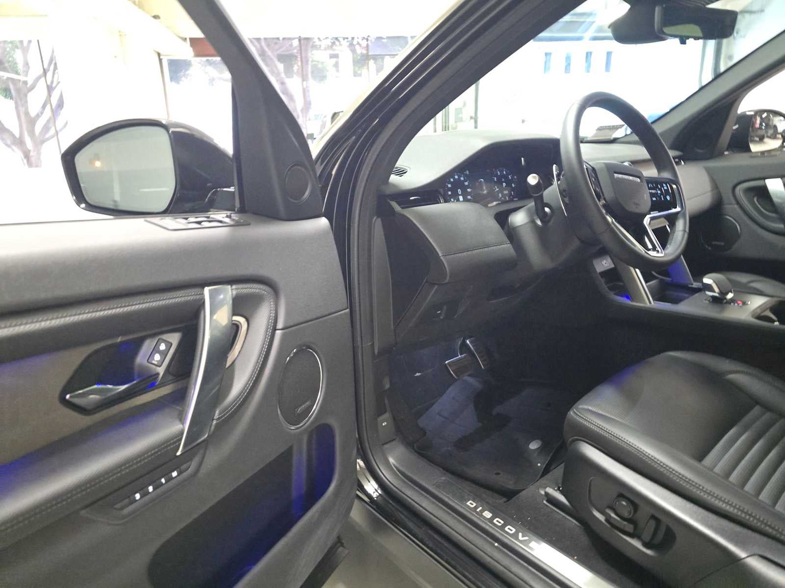 2025 Land Rover Discovery Sport Dynamic SE