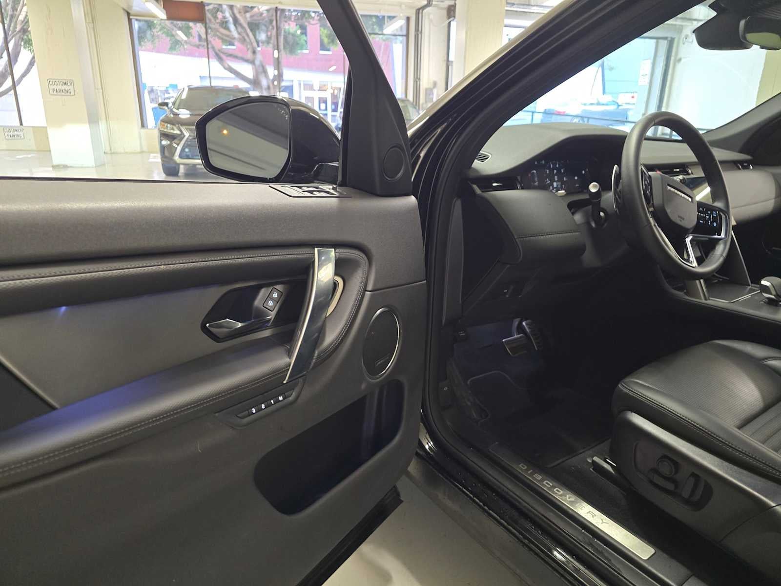 2025 Land Rover Discovery Sport Dynamic SE