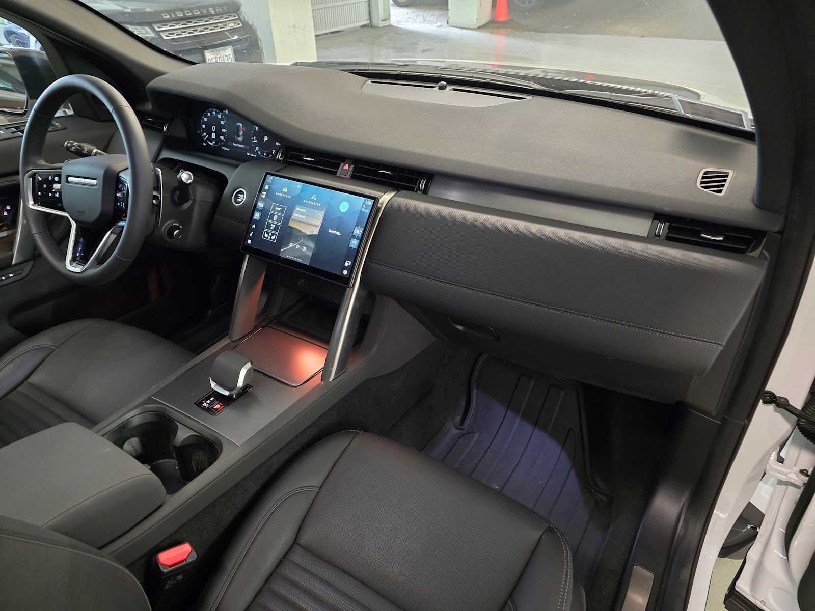 2025 Land Rover Discovery Sport Dynamic SE