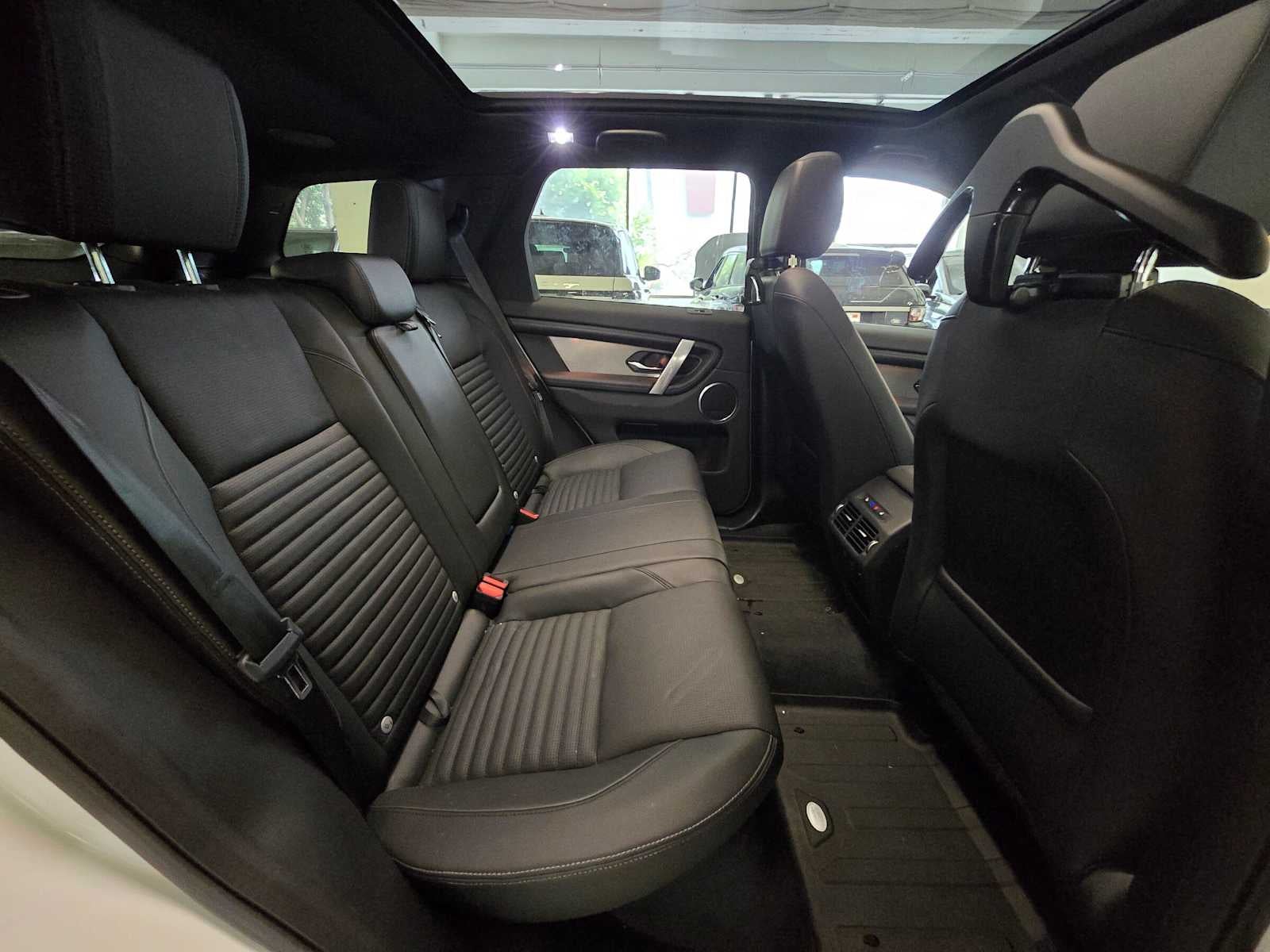 2025 Land Rover Discovery Sport Dynamic SE