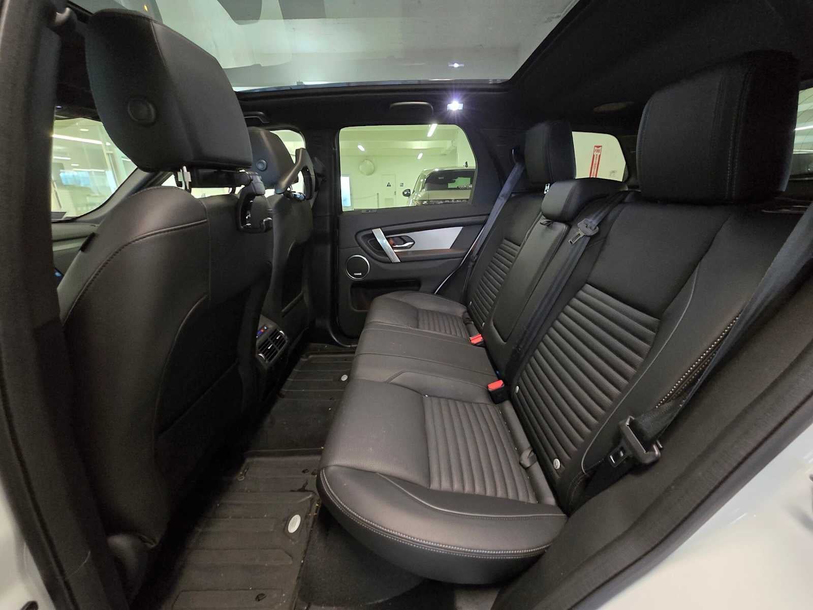 2025 Land Rover Discovery Sport Dynamic SE