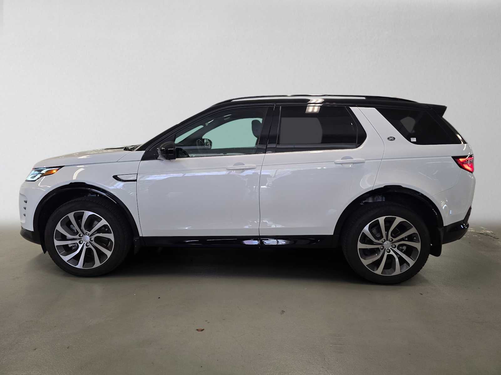2025 Land Rover Discovery Sport Dynamic SE