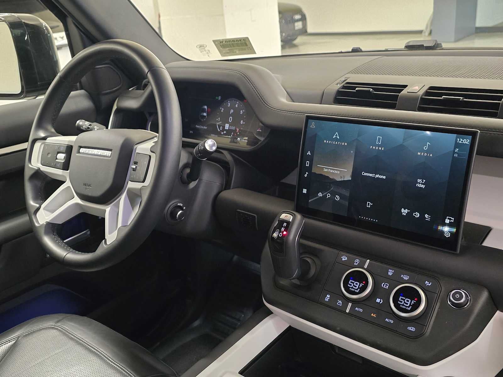 2025 Land Rover Defender X-Dynamic SE 90 P400