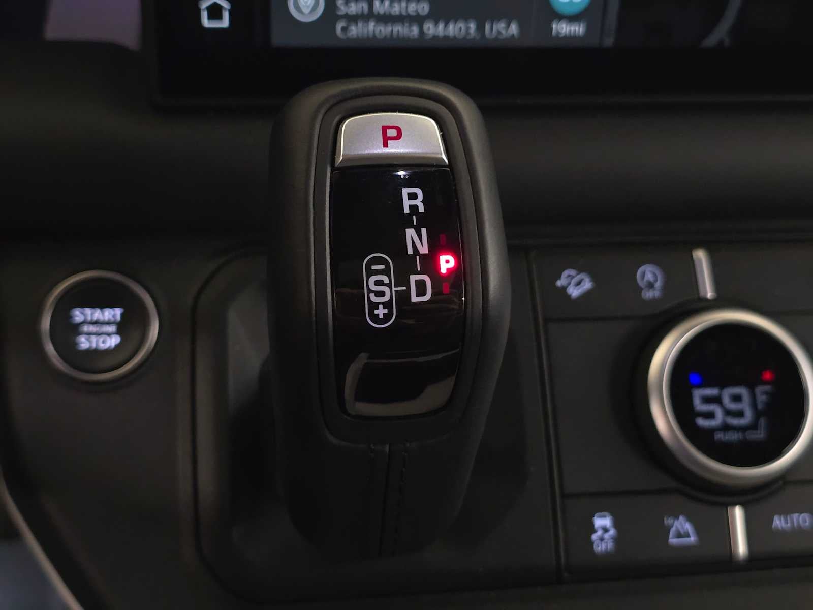 2025 Land Rover Defender X-Dynamic SE 90 P400