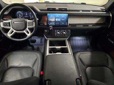 2025 Land Rover Defender X-Dynamic SE 130 P400