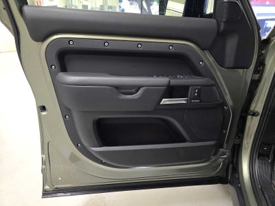 2025 Land Rover Defender X-Dynamic SE 130 P400