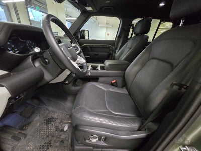 2025 Land Rover Defender X-Dynamic SE 130 P400