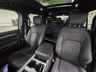 2025 Land Rover Defender X-Dynamic SE 130 P400