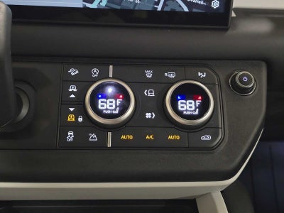 2025 Land Rover Defender X-Dynamic SE 130 P400