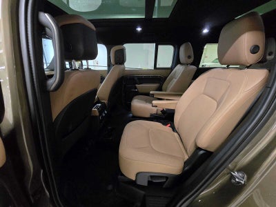 2025 Land Rover Defender X-Dynamic SE 130 P400