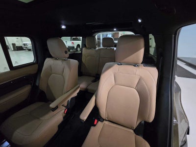 2025 Land Rover Defender X-Dynamic SE 130 P400