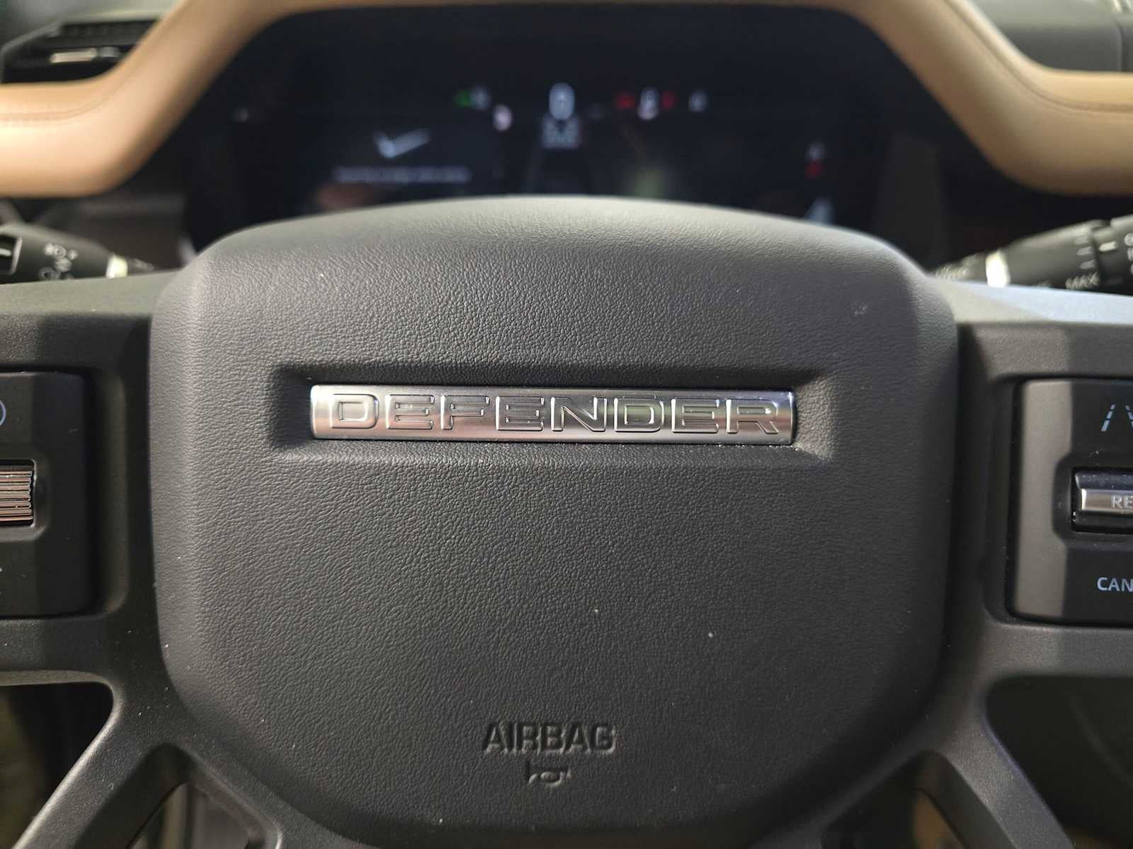 2025 Land Rover Defender X-Dynamic SE 130 P400