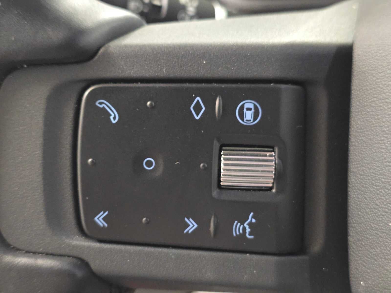 2025 Land Rover Defender X-Dynamic SE 130 P400