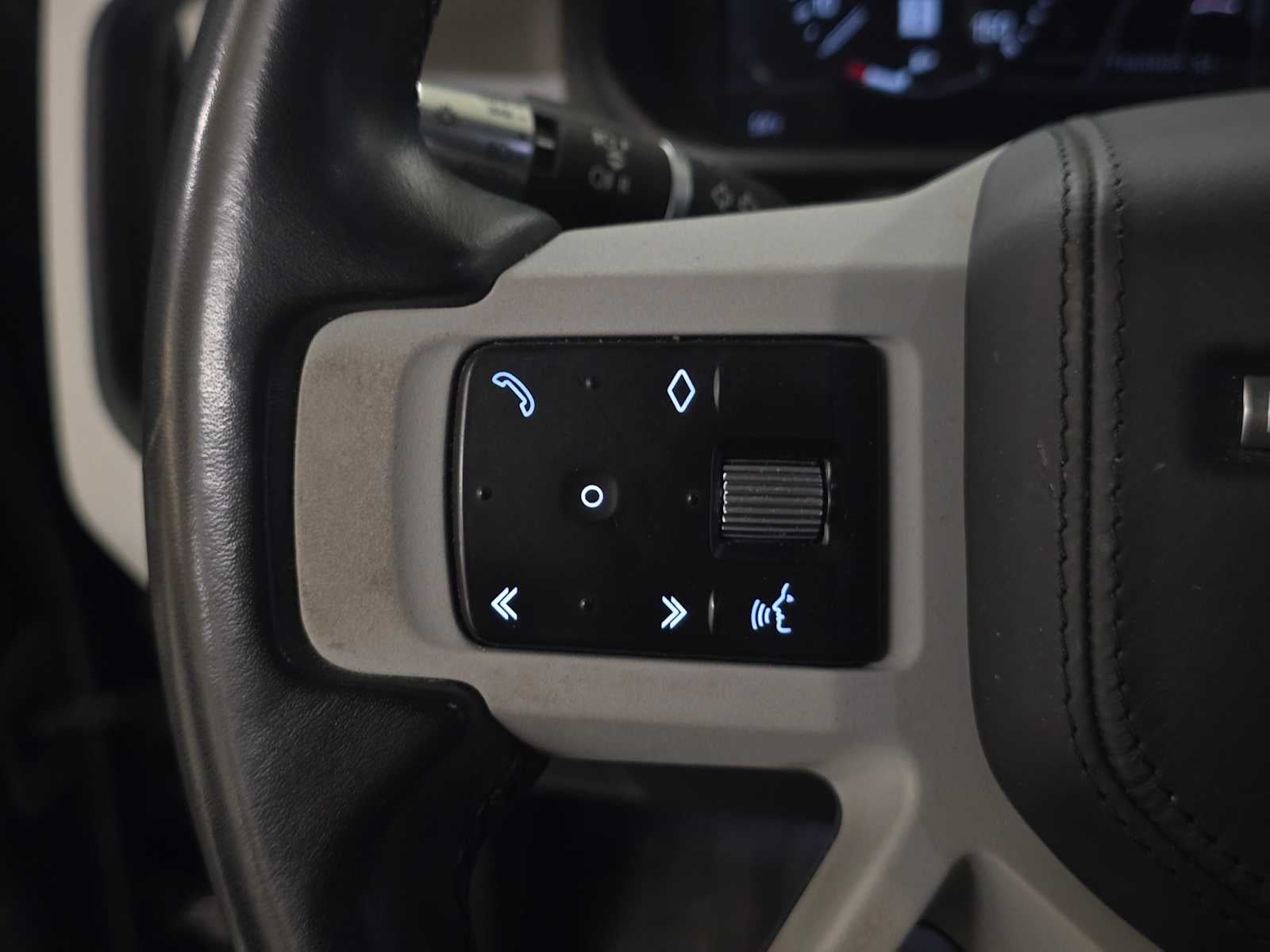 2020 Land Rover Defender HSE 110 AWD