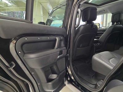 2025 Land Rover Defender S 110 P400