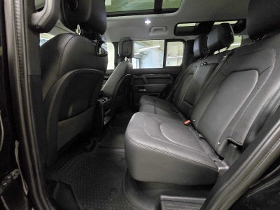 2025 Land Rover Defender S 110 P400