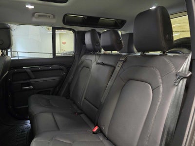 2025 Land Rover Defender S 110 P400