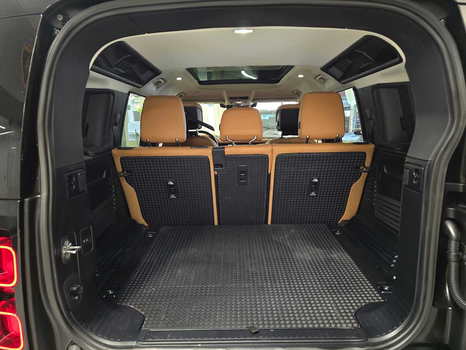 2024 Land Rover Defender S 110 P300