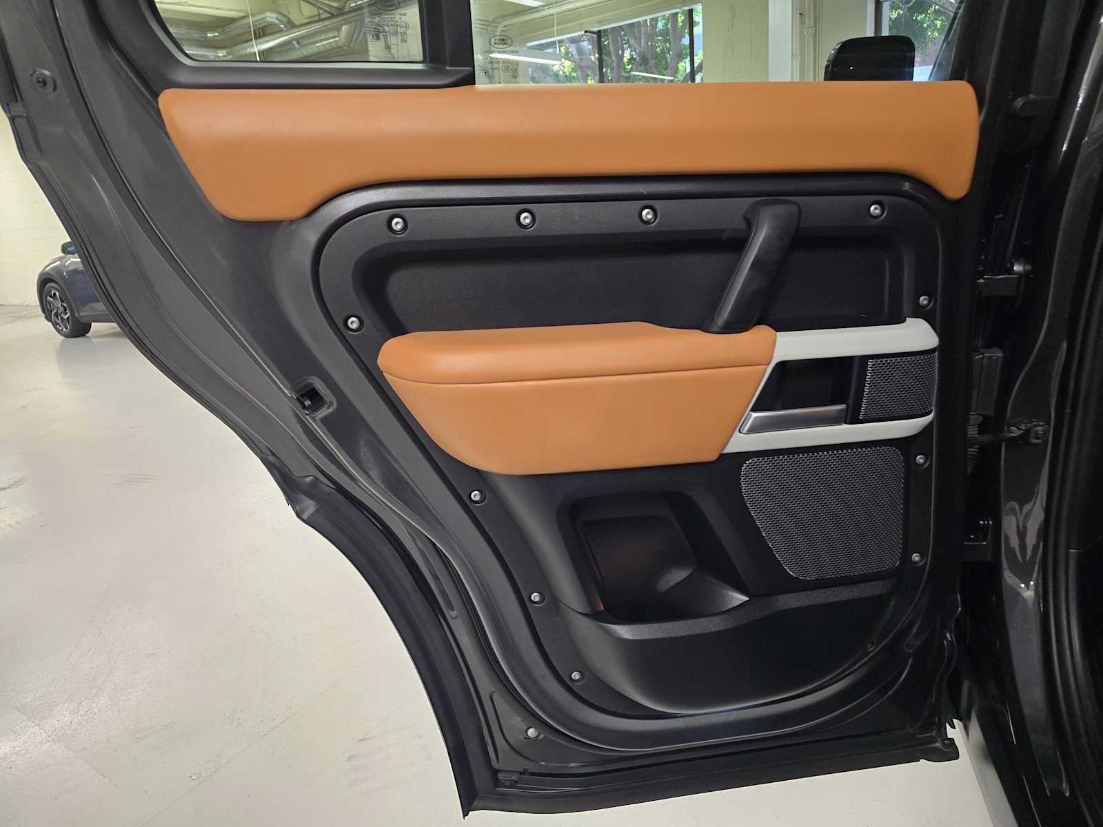 2024 Land Rover Defender S 110 P300