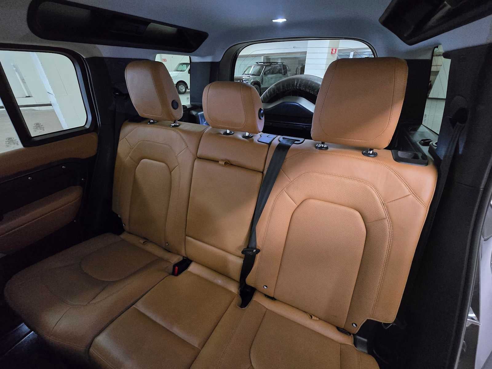 2024 Land Rover Defender S 110 P300