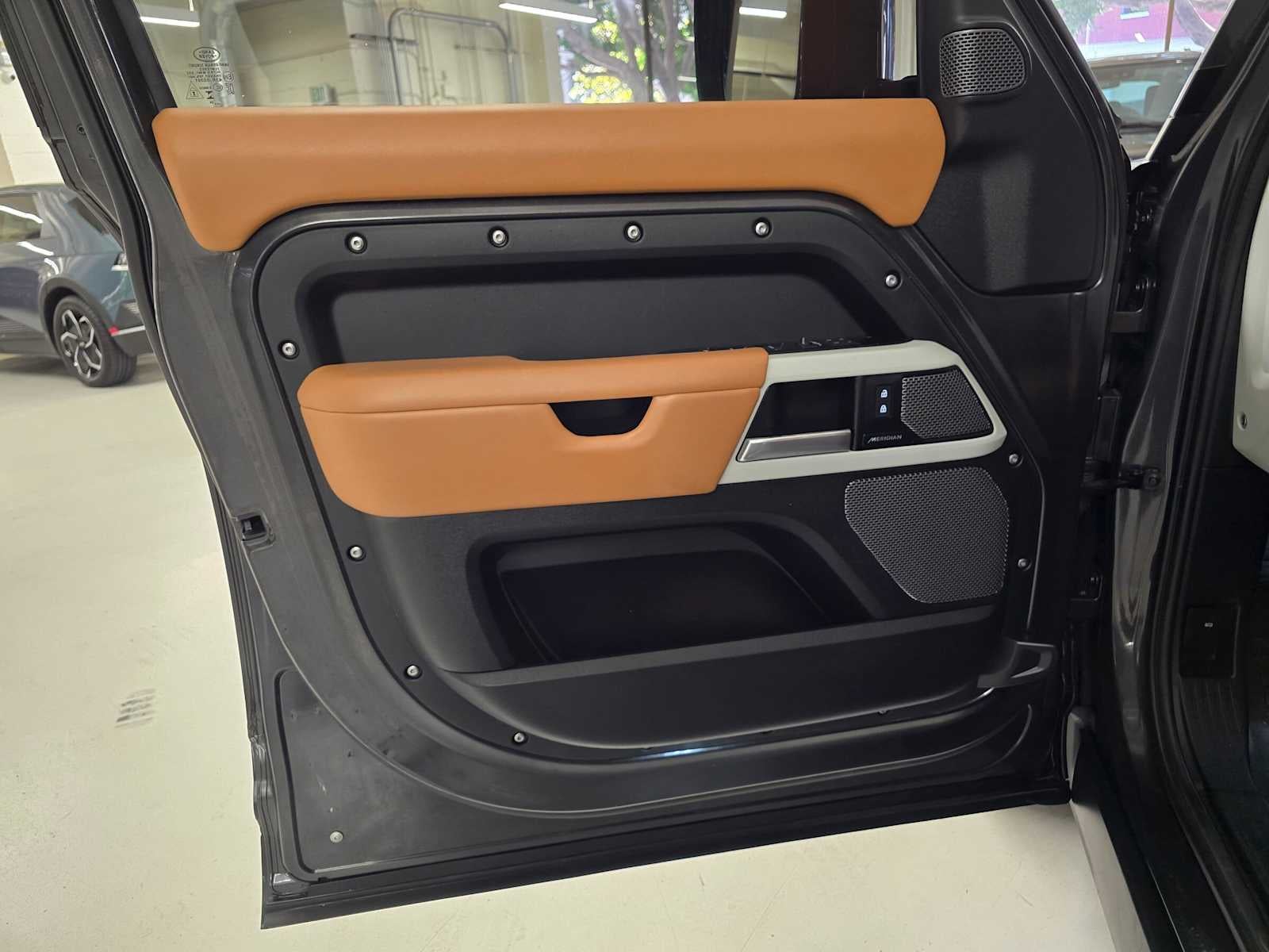 2024 Land Rover Defender S 110 P300
