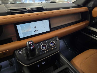 2024 Land Rover Defender S 110 P300